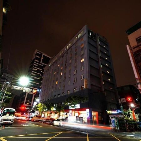 Walker Hotel - Sanchong ไทเป ภายนอก รูปภาพ